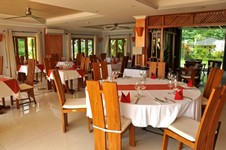 CrownBeachHotel-Mahé-09.jpg